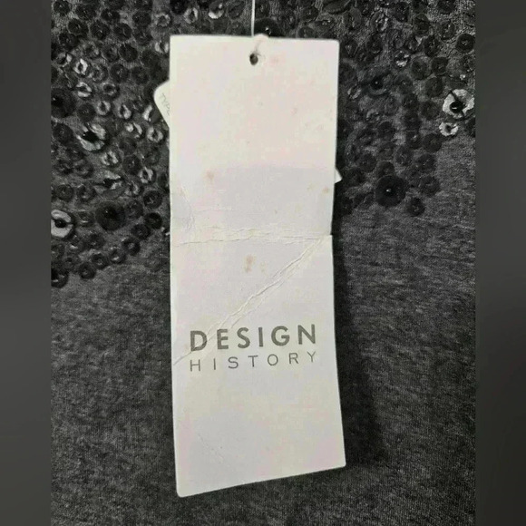 NWT! Design history gray blouse! - Picture 2 of 6